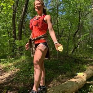 Meet your Posher, Caitlin